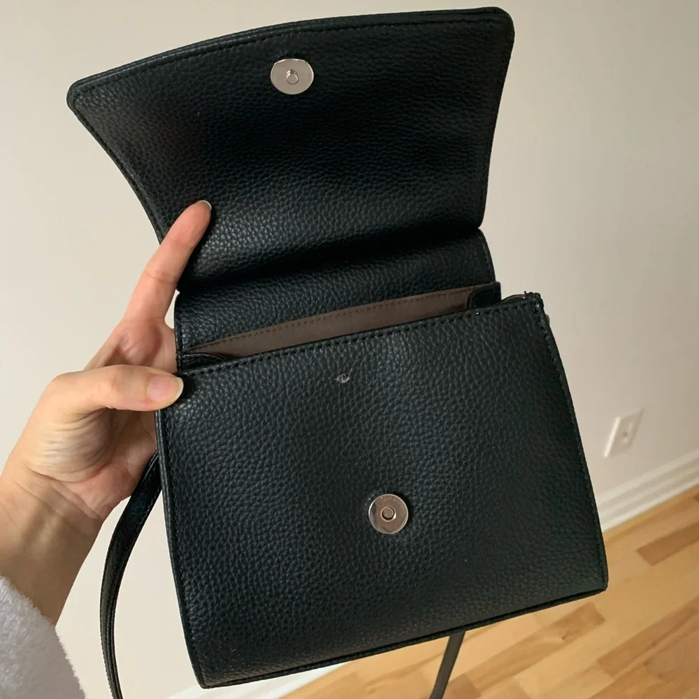Matt & Nat Crossbody Purse - Picture 2 of 3